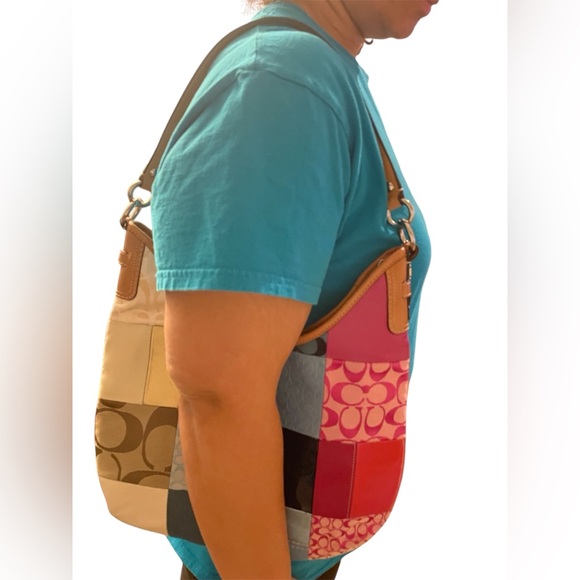 Medium sized patchwork Coach bag - Picture 9 of 10